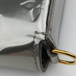 Vintage Louis Vuitton Pochette Felice Silver Vernis M68648 shoulderbag | stylenewstar