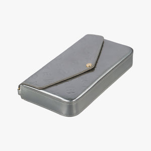 Vintage Louis Vuitton Pochette Felice Silver Vernis M68648 shoulderbag | stylenewstar