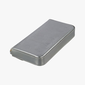 Vintage Louis Vuitton Pochette Felice Silver Vernis M68648 shoulderbag | stylenewstar