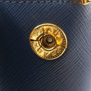 Vintage Prada Galleria front pocket Blue SAFFIANO Leather BN2674 shoulderbag | stylenewstar