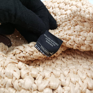 Pre-owned Fendi Croissant Crochet Beige straw 8BR790 shoulderbag | stylenewstar