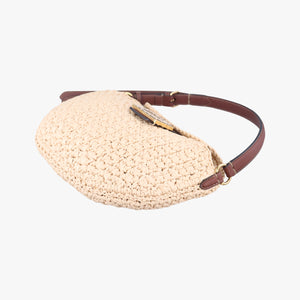 Pre-owned Fendi Croissant Crochet Beige straw 8BR790 shoulderbag | stylenewstar