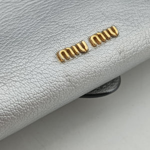 Pre-owned Miu Miu Miu Lady Silver Leather shoulderbag | stylenewstar