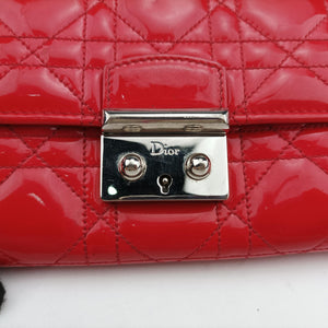 Vintage Christian Dior Cannage New Lock Red Patent handbag | stylenewstar