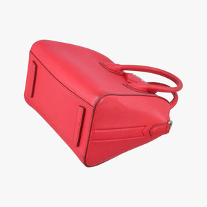 Pre-owned Givenchy Antigonamini Red leather shoulderbag | stylenewstar