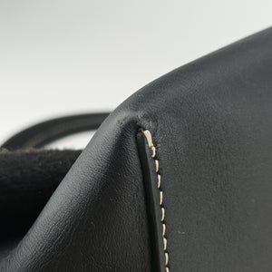 Pre-owned Burberry Soft Pocket Tote Black leather shoulderbag | stylenewstar