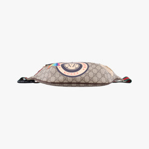Pre-owned Gucci GG Supreme Courrier beige×Multicolour PVC coated canvas 529711 bum bag/waist bag | stylenewstar
