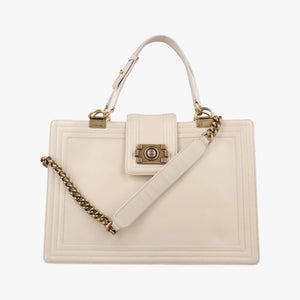 Vintage Chanel Jetsetter Boy Shopping White Leather A66714 shoulderbag | stylenewstar