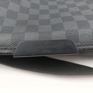 Vintage Louis Vuitton DANIEL MM Noir Damier GRAPHITE N58029 shoulderbag | stylenewstar