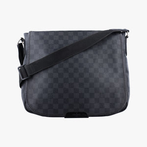 Pre-owned Louis Vuitton DANIEL MM Noir Damier Graphite N58029 shoulderbag | stylenewstar