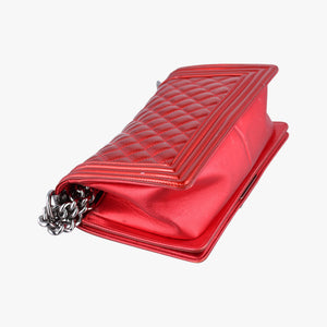 Pre-owned Chanel BOY CHANEL Red Patent A67086 shoulderbag | stylenewstar