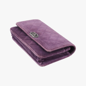 Pre-owned Chanel BOY CHANEL Chain Wallet Purple velour A68911 shoulderbag | stylenewstar