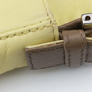 Pre-owned Fendi Baguette Brown × Yellow Leather 26424 handbag | stylenewstar
