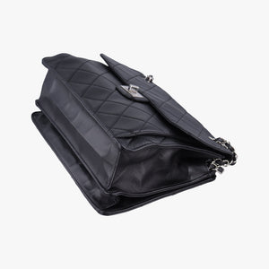 Pre-owned Chanel 2.55 Matelasse Black lambskin A65613 shoulderbag | stylenewstar