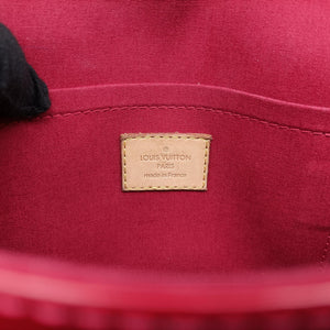 Secondhand Louis Vuitton Bellflower PM Pomme d'Amour Vernis M91728 shoulderbag | stylenewstar