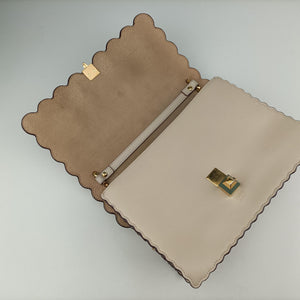 Pre-owned Fendi KAN I White Leather 8BT283 shoulderbag | stylenewstar