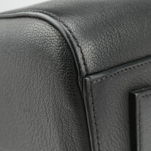 Pre-owned Givenchy Antigona Medium Black leather shoulderbag | stylenewstar