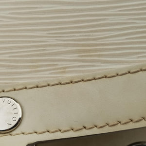Pre-owned Louis Vuitton Brea MM IVOIRE Epi M40330 handbag | stylenewstar