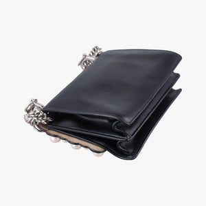 Pre-owned Fendi Studded Kan I Black Leather 8M0381 shoulderbag | stylenewstar