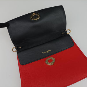 Pre-owned Christian Dior Be Dior Red Leather shoulderbag | stylenewstar