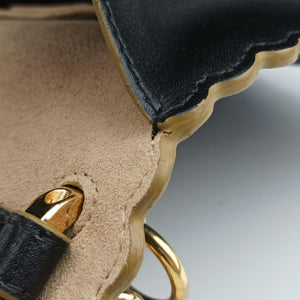 Pre-owned Fendi Kan I Black Leather 8M0381 shoulderbag | stylenewstar