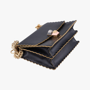 Pre-owned Fendi Kan I Black Leather 8M0381 shoulderbag | stylenewstar