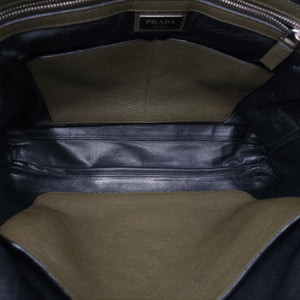 Secondhand Prada Business Briefcase Green Leather 2VE368 handbag | stylenewstar