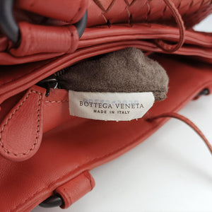 Pre-owned Bottega Veneta Intrecciato Coral red lambskin handbag | stylenewstar