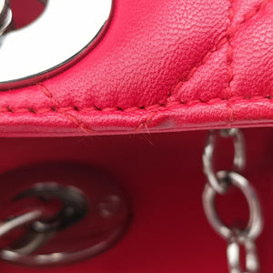 Pre-owned Christian Dior Lady Dior Red lambskin shoulderbag | stylenewstar