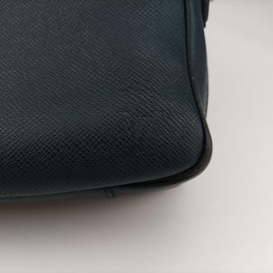 Vintage Louis Vuitton Porto Document Business MM Navy Taiga M32705 handbag | stylenewstar