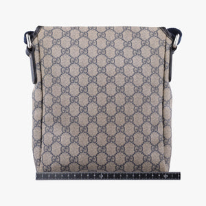 Pre-owned Gucci GG Plus GG Supreme beige×navy PVC coated canvas×Leather 223666 shoulderbag | stylenewstar