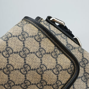 Pre-owned Gucci GG Plus GG Supreme beige×navy PVC coated canvas×Leather 223666 shoulderbag | stylenewstar