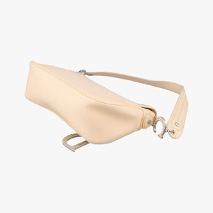 Pre-owned Christian Dior D charm ivory Leather handbag | stylenewstar