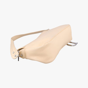 Pre-owned Christian Dior D charm ivory Leather handbag | stylenewstar