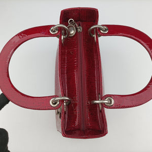 Pre-owned Christian Dior Lady Dior Red Patent shoulderbag | stylenewstar