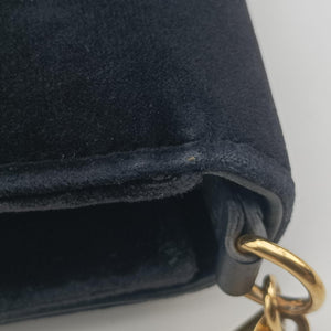 Pre-owned Gucci Square G Black velour 544242 shoulderbag | stylenewstar