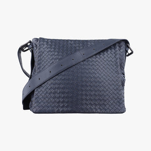 Secondhand Bottega Veneta Intrecciato Navy lambskin shoulderbag | stylenewstar
