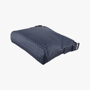 Secondhand Bottega Veneta Intrecciato Navy lambskin shoulderbag | stylenewstar