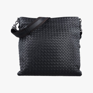 Pre-owned Bottega Veneta Intrecciato Black lambskin shoulderbag | stylenewstar