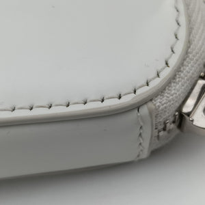 Vintage Prada Triangle Chain Pouch White Leather shoulderbag | stylenewstar