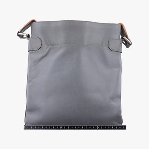 Pre-owned Louis Vuitton SASHA Glacier Grey TAIGA M32630 shoulderbag | stylenewstar