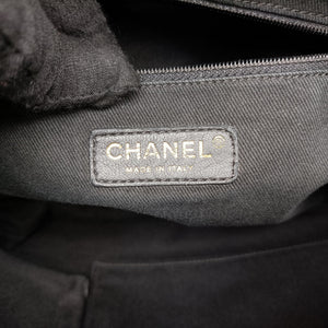 Pre-owned Chanel Scales Black Leather A39807 shoulderbag | stylenewstar