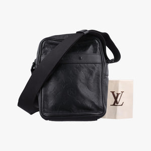 Pre-owned Louis Vuitton Danube PM Noir Monogram Shadow M43681 shoulderbag | stylenewstar