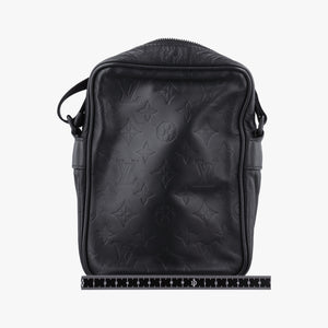 Pre-owned Louis Vuitton Danube PM Noir Monogram Shadow M43681 shoulderbag | stylenewstar