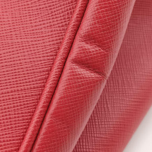 Pre-owned Prada Galleria Red SAFFIANO Leather BN1786 shoulderbag | stylenewstar