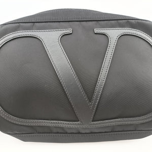 Pre-owned Valentino VLogo Black Nylon × Calfskin Leather shoulderbag | stylenewstar