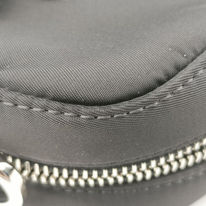 Pre-owned Valentino VLogo Black Nylon × Calfskin Leather shoulderbag | stylenewstar