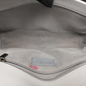 Pre-owned Chanel BOY CHANEL Grey Patent Leather A67018 shoulderbag | stylenewstar