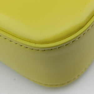 Pre-owned Celine Triomphe Chain Yellow Leather shoulderbag | stylenewstar
