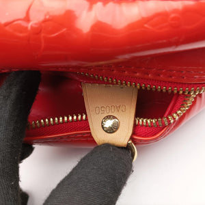 Pre-owned Louis Vuitton Sutton Red Vernis M91080 handbag | stylenewstar